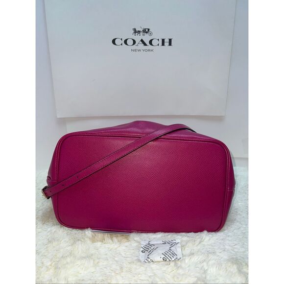 New! Coach Pleat Tote Handbag Fuchsia F34680 Msrp:$395.00 - Picture 4 of 8